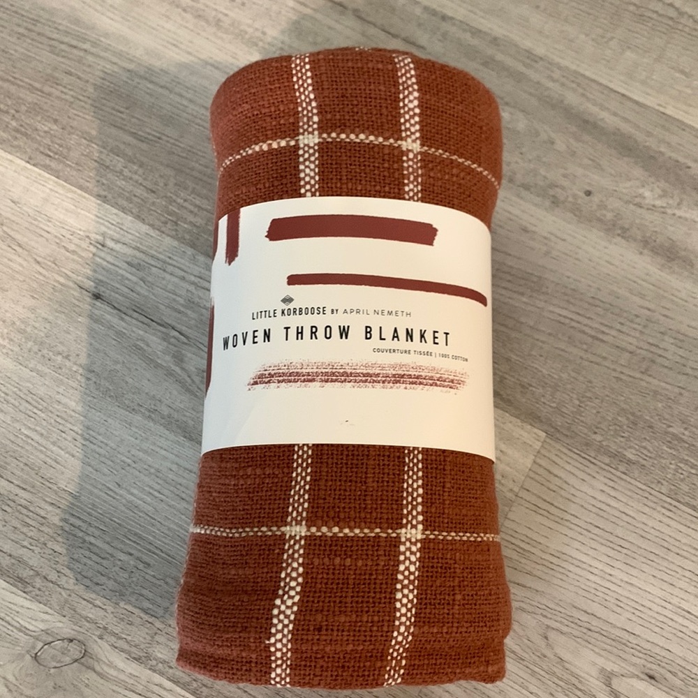 Little Korboose Woven Throw Blanket